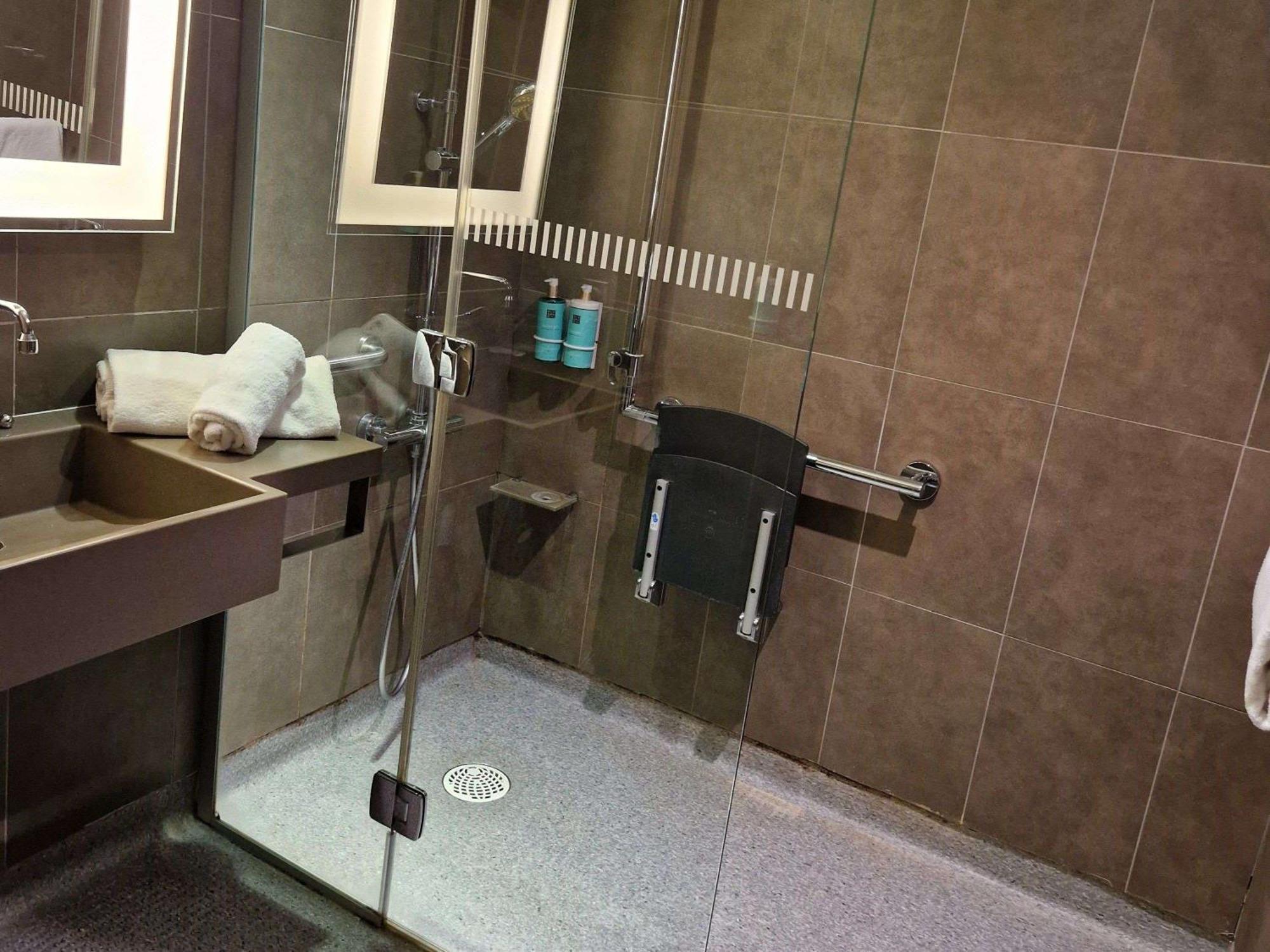 Novotel Avignon Centre מראה חיצוני תמונה